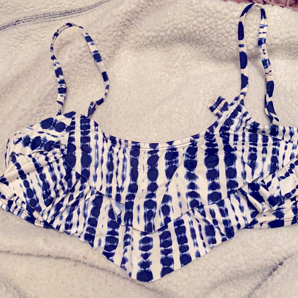 Bathing suit
